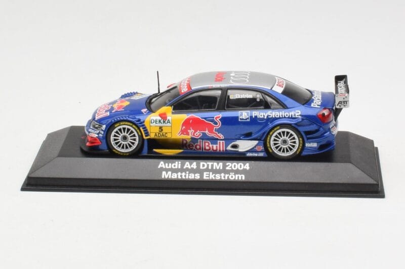 Audi A4 B6 #5 Red Bull M. Ekström DTM 2004 Minichamps 1:43 5020400303 Fém