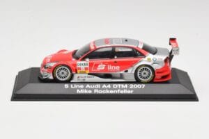 Audi A4 B7 #11 Team Abt M. Rockenfeller DTM 2007 Minichamps 1:43 5020700163 Fém