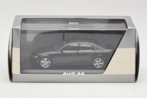 Audi A4 B8 3.2 Quattro Phantom Black Minichamps 1:43 5010704133 Fém – 4. kép a 4-ből