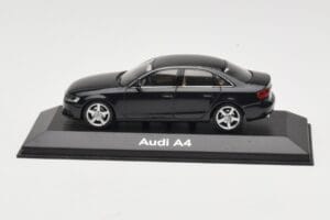 Audi A4 B8 3.2 Quattro Phantom Black Minichamps 1:43 5010704133 Fém