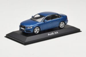 Audi A4 B8 3.2 Quattro Aruba Blue Minichamps 1:43 5010704123 Fém – 2. kép a 4-ből