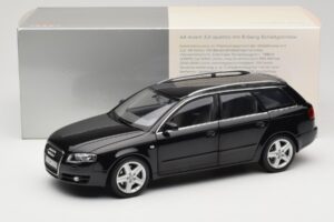 Audi A4 B8 Avant 3.2 Quattro Fekete Minichamps 1:18 5010404225 Fém – 8. kép a 8-ből
