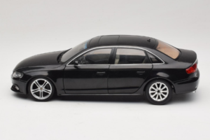 Audi A4L B8 Fekete Paudi 1:18 AUDI012 Fém – 4. kép a 8-ből