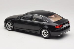 Audi A4L B8 Fekete Paudi 1:18 AUDI012 Fém – 7. kép a 8-ből