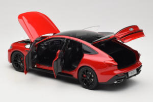 Audi A5L Sportback Piros OEM 1:18 ZAM60004A Fém – 5. kép a 8-ből