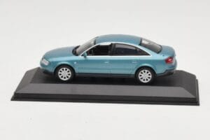 Audi A6 C5 Világoskék Minichamps 1:43 AUDI004 Fém