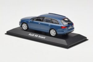 Audi A6 C6 Avant Stratos Blue Minichamps 1:43 5010406223 Fém – 3. kép a 4-ből