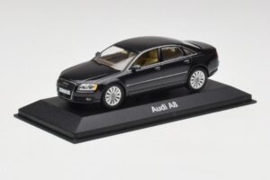 Audi A8 D3 Phantom Fekete Minichamps 1:43 5010508133 Fém – 2. kép a 4-ből