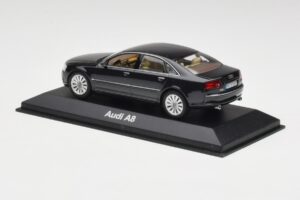 Audi A8 D3 Phantom Fekete Minichamps 1:43 5010508133 Fém – 3. kép a 4-ből
