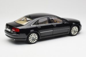 Audi A8 D3 W12 Fekete Kyosho 1:18 09212BK Fém – 3. kép a 8-ből