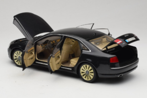 Audi A8 D3 W12 Fekete Kyosho 1:18 5010508135 Fém – 5. kép a 8-ből