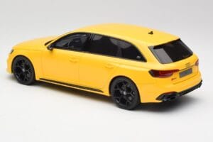Audi RS4 B9 Avant 25. Évforduló Vegas Sárga GT Spirit 1:18 GT935 Gyanta – 5. kép a 6-ből
