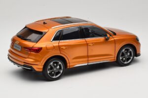 Audi Q3 F3 Orange Metallic Paudi Model 1:18 05962Q32019 Fém – 3. kép a 8-ből