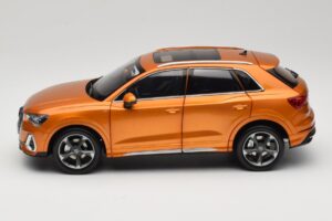 Audi Q3 F3 Orange Metallic Paudi Model 1:18 05962Q32019 Fém – 4. kép a 8-ből