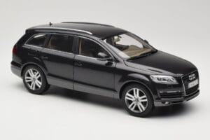 Audi Q7 4L Lava Grey Minichamps 1:18 5010507625 Fém – 6. kép a 8-ből