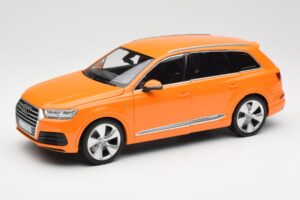 Audi Q7 4M Narancssárga Metallic Minichamps 1:18 110014004 Fém