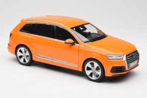Audi Q7 4M Narancssárga Metallic Minichamps 1:18 110014004 Fém – 6. kép a 8-ből