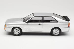 Audi Quattro B2 Ezüst Minichamps 1:18 155016122 Fém – 3. kép a 6-ből