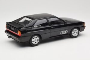 Audi Quattro Fekete Metál Minichamps 1:18 155016121 Fém – 2. kép a 6-ből