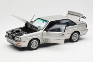 Audi Quattro LWB Ezüst AUTOart 1:18 70303 Fém – 2. kép a 8-ből
