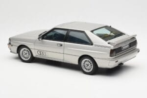 Audi Quattro LWB Ezüst AUTOart 1:18 70303 Fém – 7. kép a 8-ből