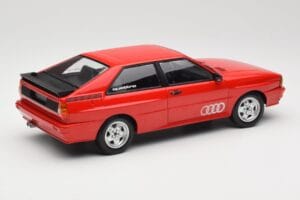 Audi Quattro Piros Minichamps 1:18 155016124 Fém – 2. kép a 6-ből