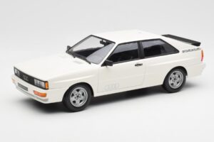 Audi Quattro Fehér Minichamps 1:18 155016120 Fém