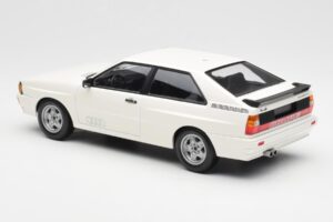 Audi Quattro Fehér Minichamps 1:18 155016120 Fém – 5. kép a 6-ből