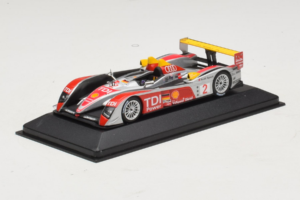 Audi R10 TDI LMP1 #2 R. Capello / T. Kristensen 2007 Minichamps 1:43 400071602 Fém – 2. kép a 4-ből