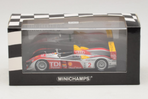 Audi R10 TDI LMP1 #2 R. Capello / T. Kristensen 2007 Minichamps 1:43 400071602 Fém – 4. kép a 4-ből