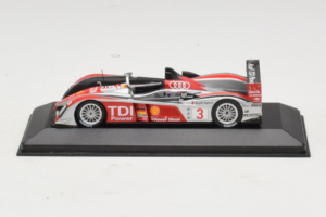 Audi R10 TDI LMP1 #3 L. Luhr / A. Premat 2008 Minichamps 1:43 400089803 Fém