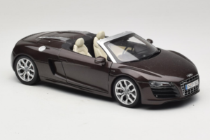 Audi R8 5.2 Spyder Teak Brown Kyosho 1:18 5010918525 Fém – 6. kép a 8-ből
