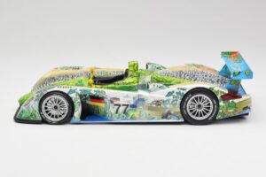 Audi R8 LMP Crocodile 2001 Maisto 1:18 35899 Fém – 3. kép a 6-ből