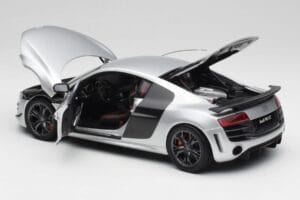Audi R8 GT Type 42 Ice Ezüst Metallic Kyosho 1:18 09218IS Fém – 5. kép a 8-ből