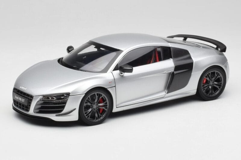 Audi R8 GT Type 42 Ice Ezüst Metallic Kyosho 1:18 09218IS Fém