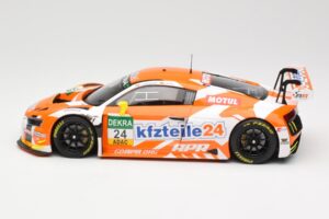 Audi R8 LMS #24 kfzteile24 L. Vanthoor / C. Stoll ADAC GT Masters 2016 Minichamps 1:18 155161124 Fém – 3. kép a 6-ből