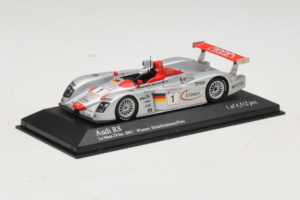 Audi R8 LMP #1 F. Biela / E. Pirro / T. Kristensen 24 Hours of Le Mans Winner 2001 Minichamps 1:43 400011201 Fém – 2. kép a 4-ből