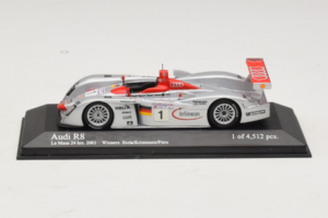 Audi R8 LMP #1 F. Biela / E. Pirro / T. Kristensen 24 Hours of Le Mans Winner 2001 Minichamps 1:43 400011201 Fém