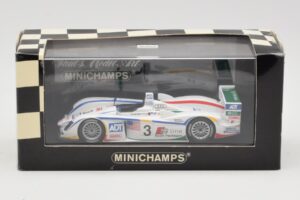 Audi R8 LMP1 #3 J. Lehto / M. Werner / T. Kristensen 24 Hours of Le Mans Winner 2005 Minichamps 1:43 400051303 Fém – 4. kép a 4-ből