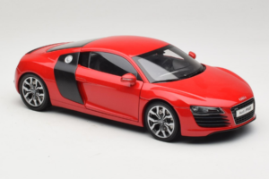 Audi R8 Piros Kyosho 1:18 09213R Fém – 6. kép a 8-ből