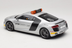 Audi R8 Safety Car 24 Hours of Le Mans 2008 Kyosho 1:18 09214DTM Fém – 4. kép a 8-ből
