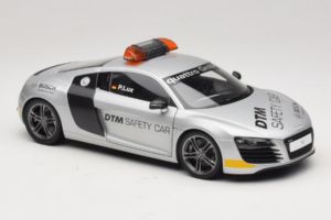Audi R8 Safety Car 24 Hours of Le Mans 2008 Kyosho 1:18 09214DTM Fém – 6. kép a 8-ből
