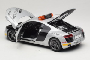 Audi R8 Safety Car 24 Hours of Le Mans 2008 Kyosho 1:18 09214DTM Fém – 7. kép a 8-ből