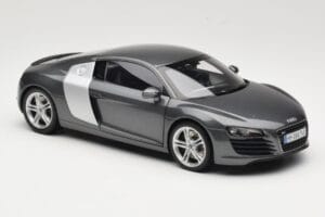 Audi R8 Type 42 4.2 Daytona Grey Kyosho 1:18 5010618425 Fém – 6. kép a 8-ből
