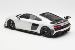 Audi R8 V10 GT RWD Szürke GT Spirit 1:18 GT461 Gyanta – 5. kép a 6-ből