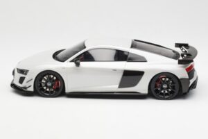 Audi R8 V10 GT RWD Szürke GT Spirit 1:18 GT461 Gyanta – 3. kép a 6-ből