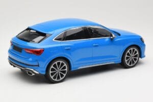 Audi RS Q3 F3 Sportback Kék Minichamps 1:18 155018101 Fém – 2. kép a 6-ből
