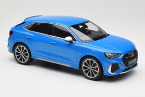 Audi RS Q3 F3 Sportback Kék Minichamps 1:18 155018101 Fém – 4. kép a 6-ből