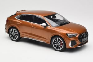Audi RS Q3 Sportback 8U Brown Metallic Minichamps 1:18 155018104 Fém – 4. kép a 6-ből