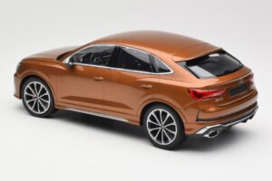 Audi RS Q3 Sportback 8U Brown Metallic Minichamps 1:18 155018104 Fém – 5. kép a 6-ből